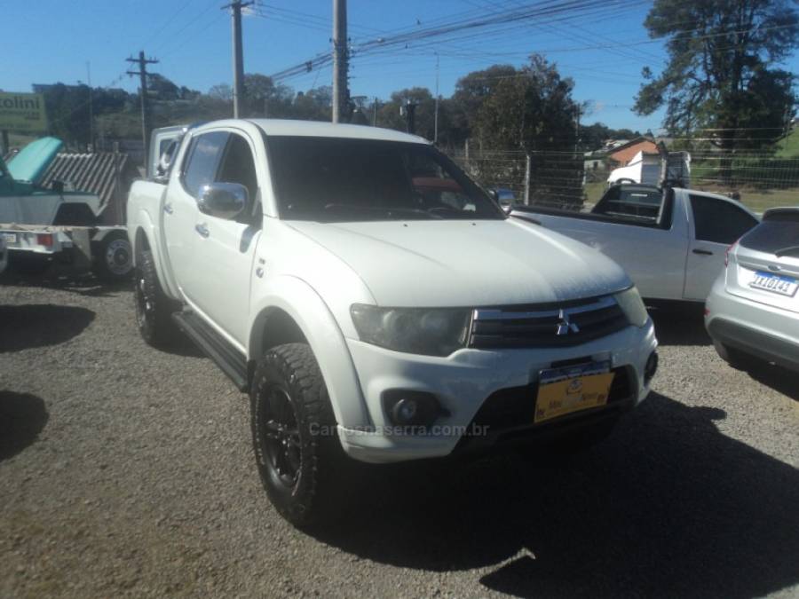 MITSUBISHI - L200 TRITON - 2014/2015 - Branca - R$ 118.000,00