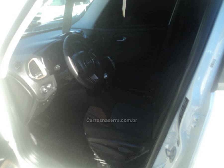 JEEP - RENEGADE - 2017/2017 - Branca - R$ 70.000,00