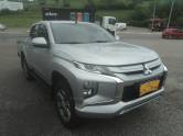 MITSUBISHI - L200 TRITON - 2022/2023 - Prata - R$ 159.000,00