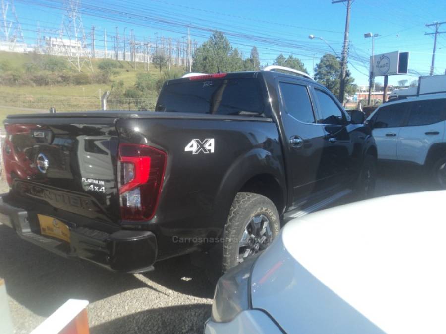 NISSAN - FRONTIER - 2022/2023 - Preta - R$ 210.000,00