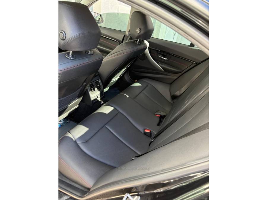 BMW - 328I - 2017/2017 - Preta - R$ 148.000,00