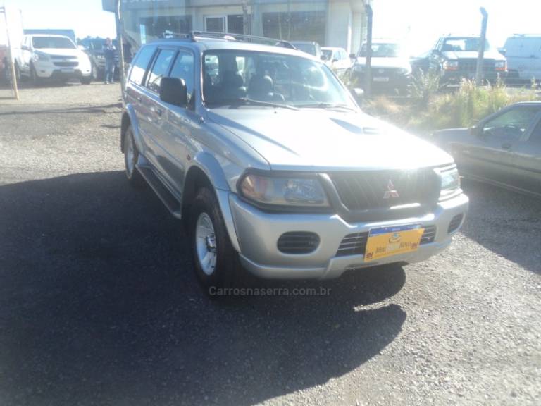 MITSUBISHI - PAJERO SPORT - 2000/2001 - Prata - R$ 54.900,00