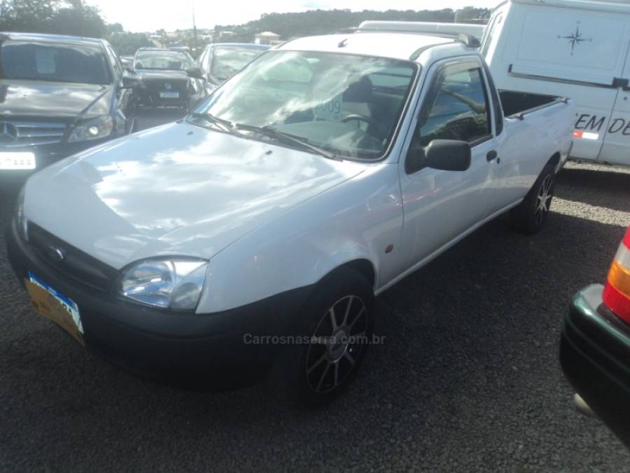 FORD - COURIER - 2009/2009 - Branca - R$ 32.000,00