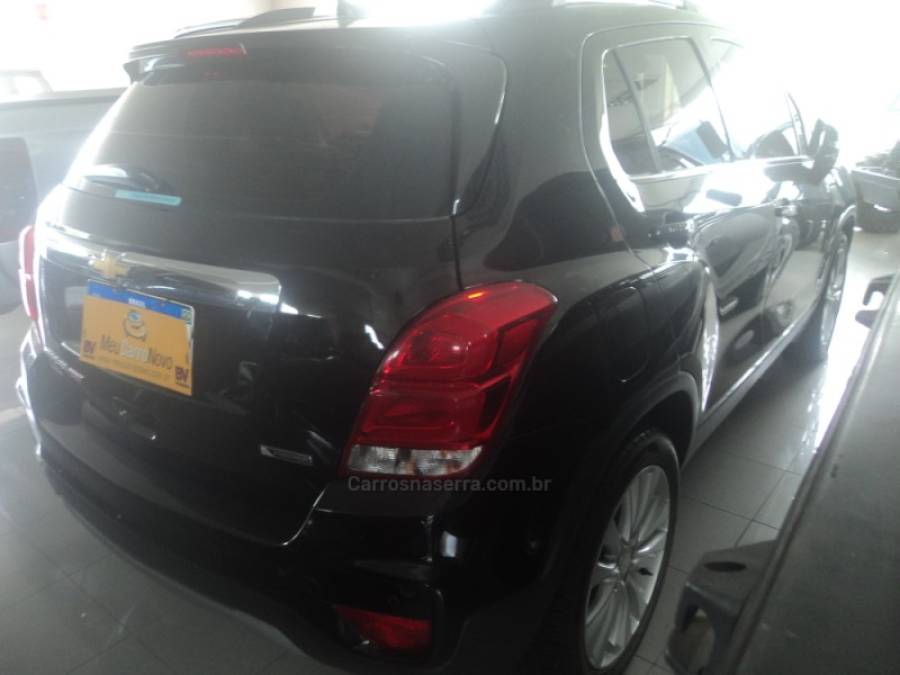 CHEVROLET - TRACKER - 2017/2018 - Preta - R$ 88.000,00