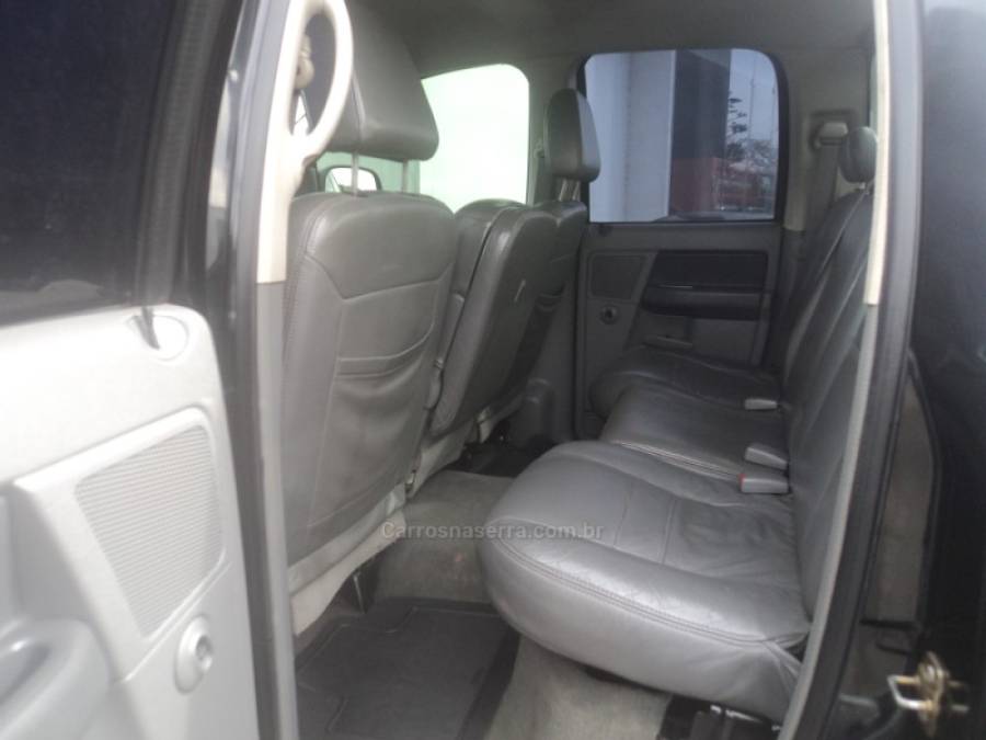 DODGE - RAM - 2006/2006 - Preta - R$ 145.000,00