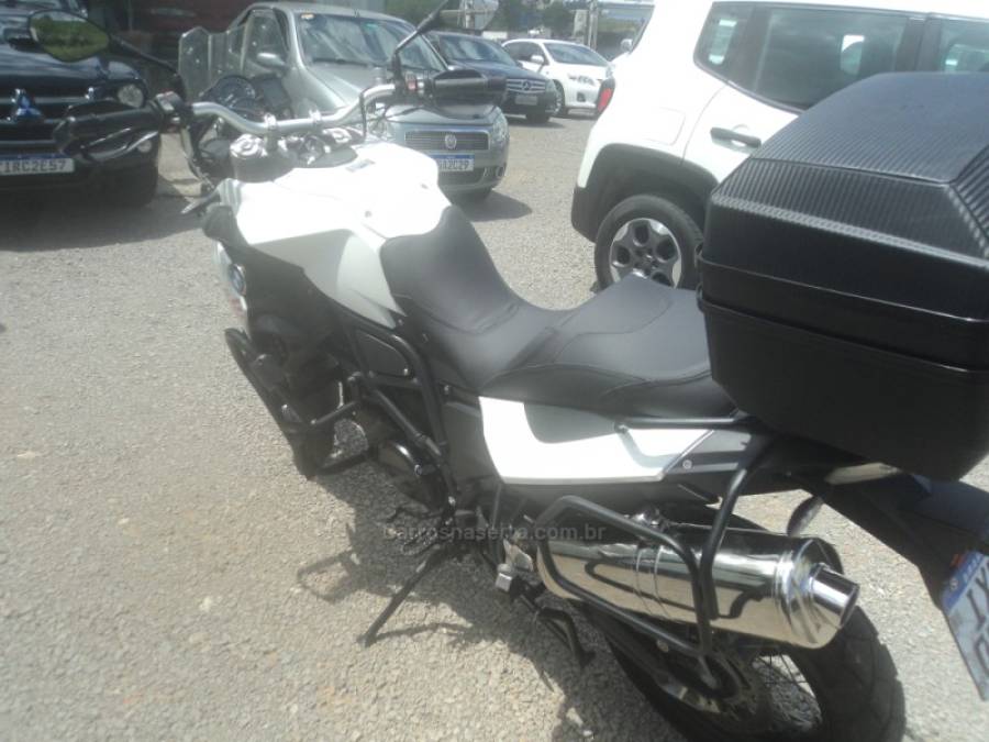 BMW - F 800 - 2015/2016 - Branca - R$ 45.000,00