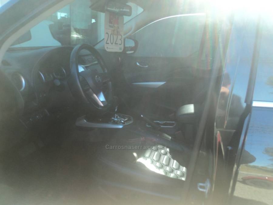 NISSAN - FRONTIER - 2022/2023 - Preta - R$ 210.000,00