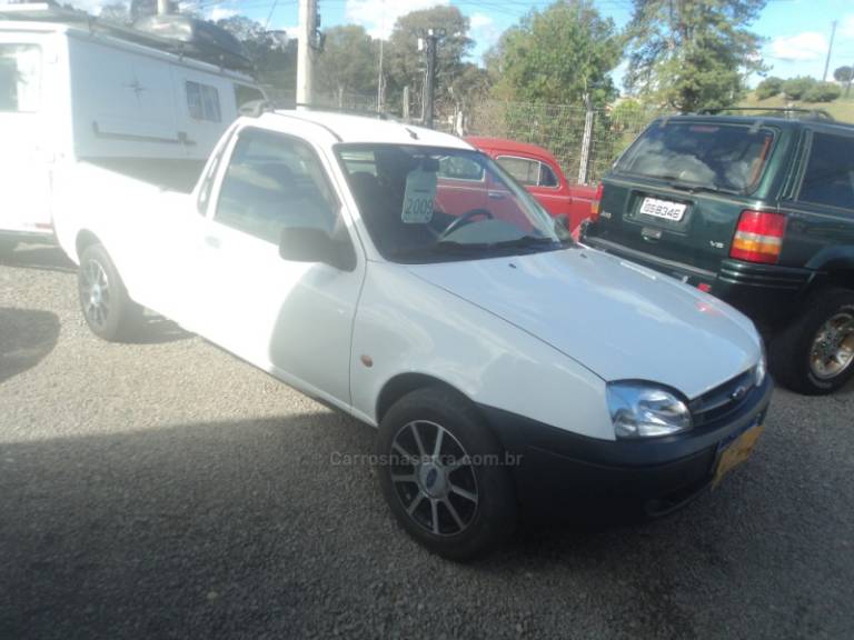 FORD - COURIER - 2009/2009 - Branca - R$ 32.000,00