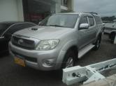 TOYOTA - HILUX - 2010/2010 - Prata - R$ 120.000,00