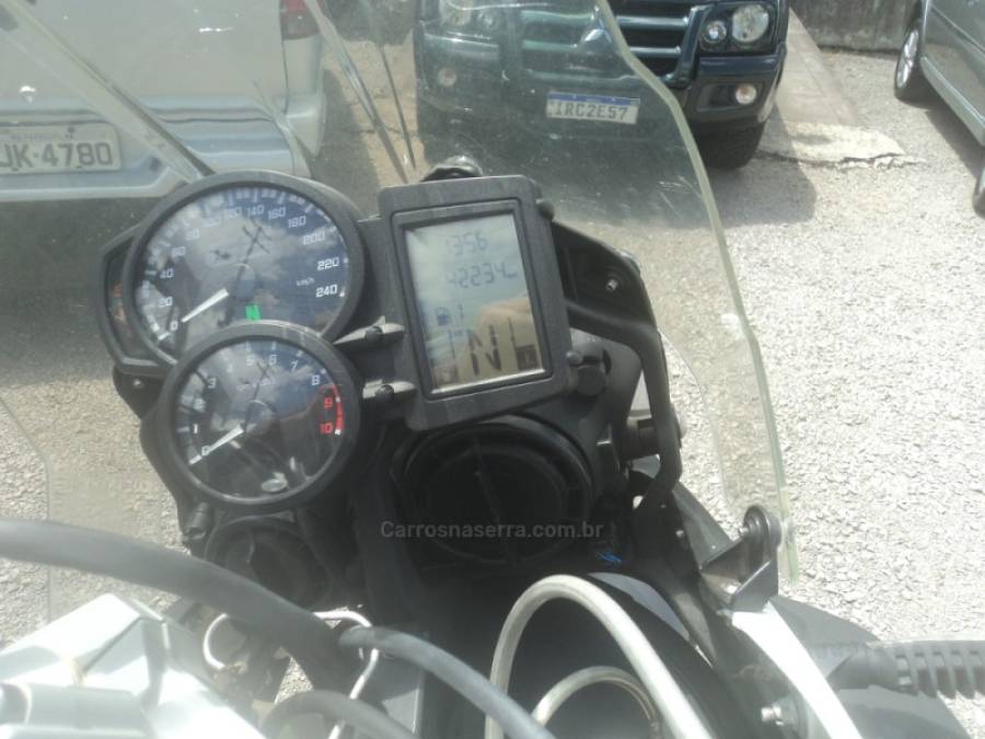 BMW - F 800 - 2015/2016 - Branca - R$ 45.000,00