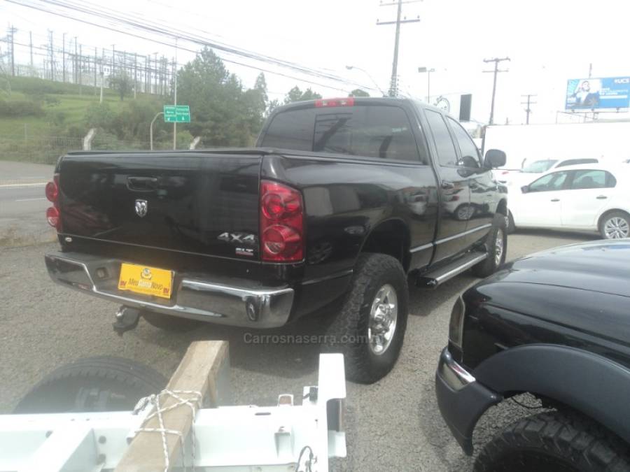 DODGE - RAM - 2006/2006 - Preta - R$ 145.000,00