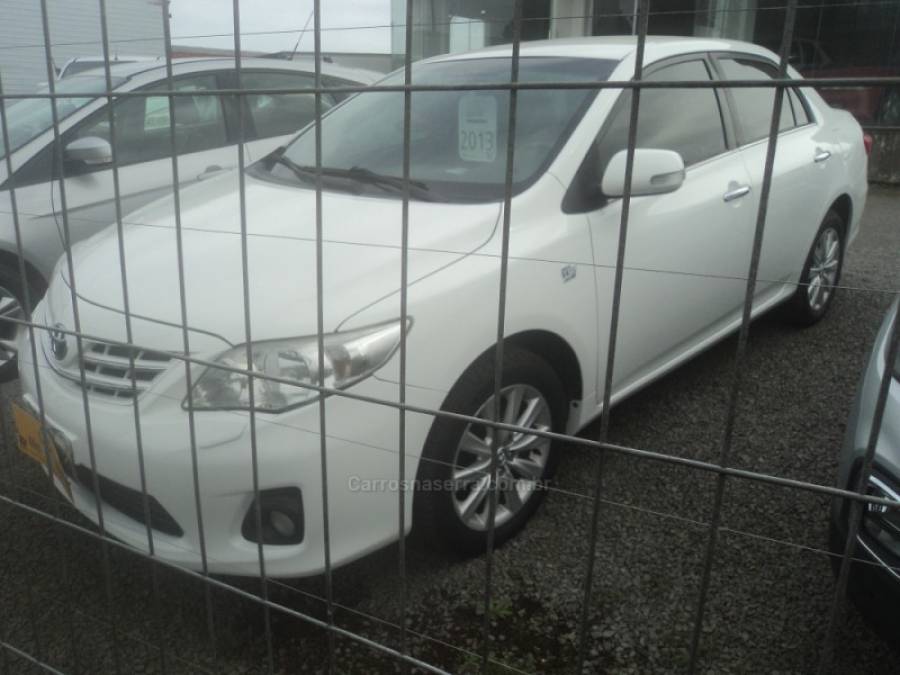 TOYOTA - COROLLA - 2012/2013 - Branca - R$ 59.000,00