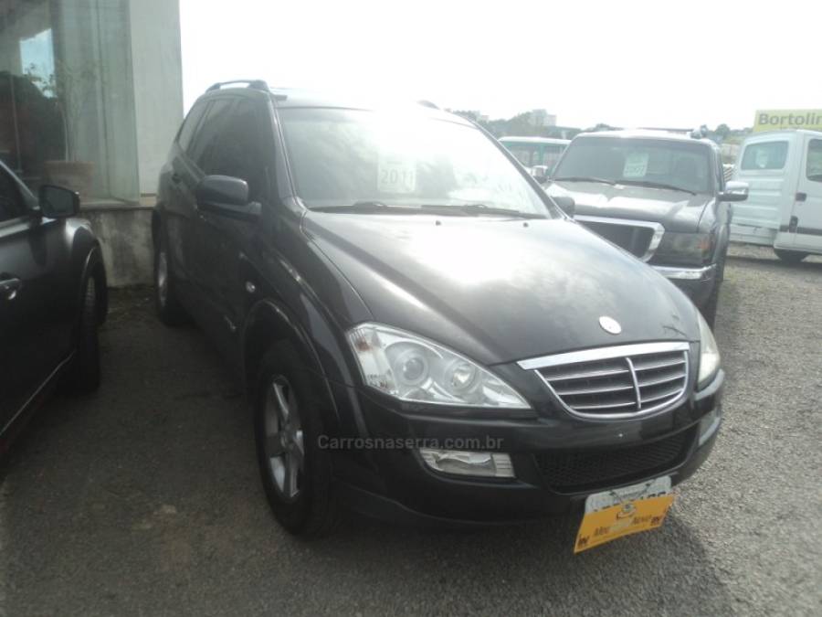 SSANGYONG - KYRON - 2010/2011 - Preta - R$ 35.000,00