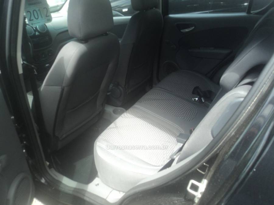 FIAT - PALIO - 2012/2012 - Preta - R$ 35.000,00